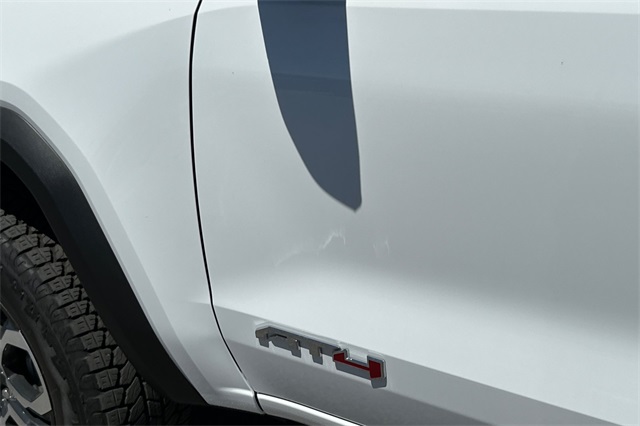2024 Gmc Canyon AT4 photo 23