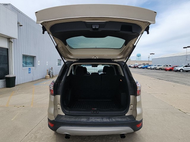 2017 Ford Escape SE photo 13