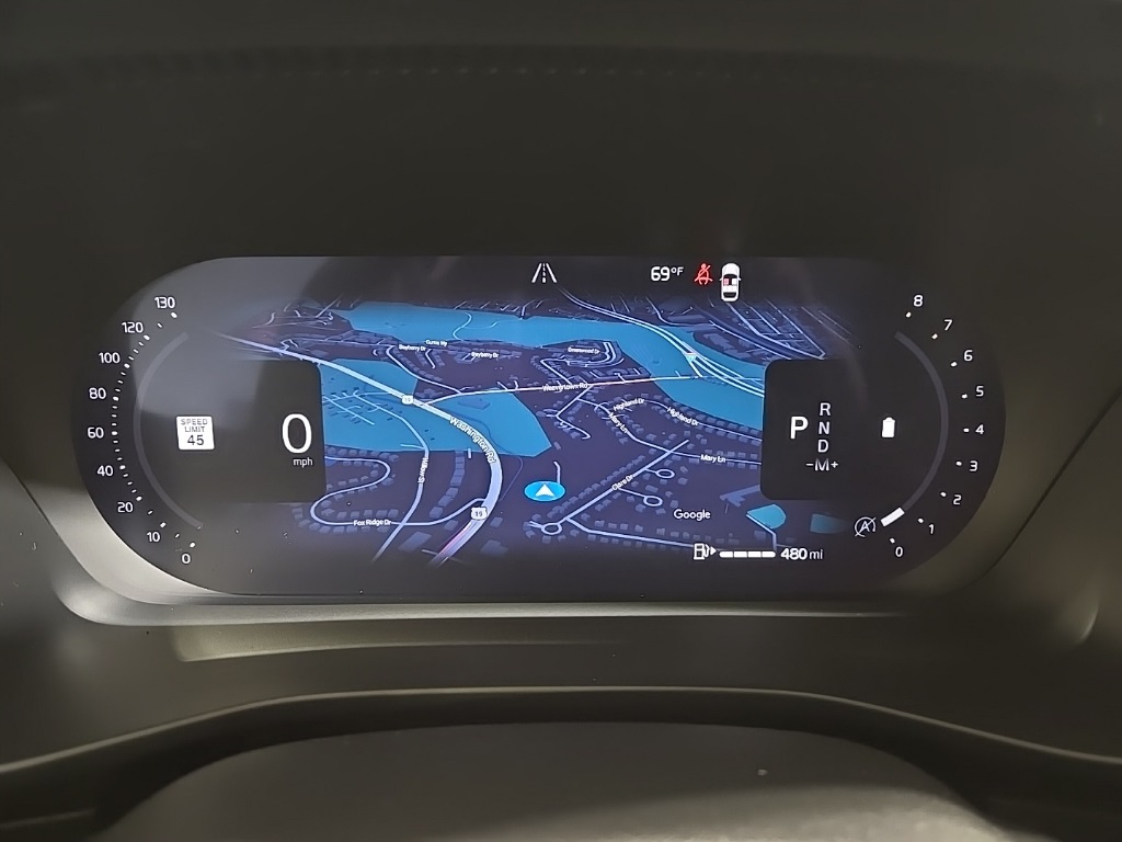 2026 Volvo XC40 Plus photo 11