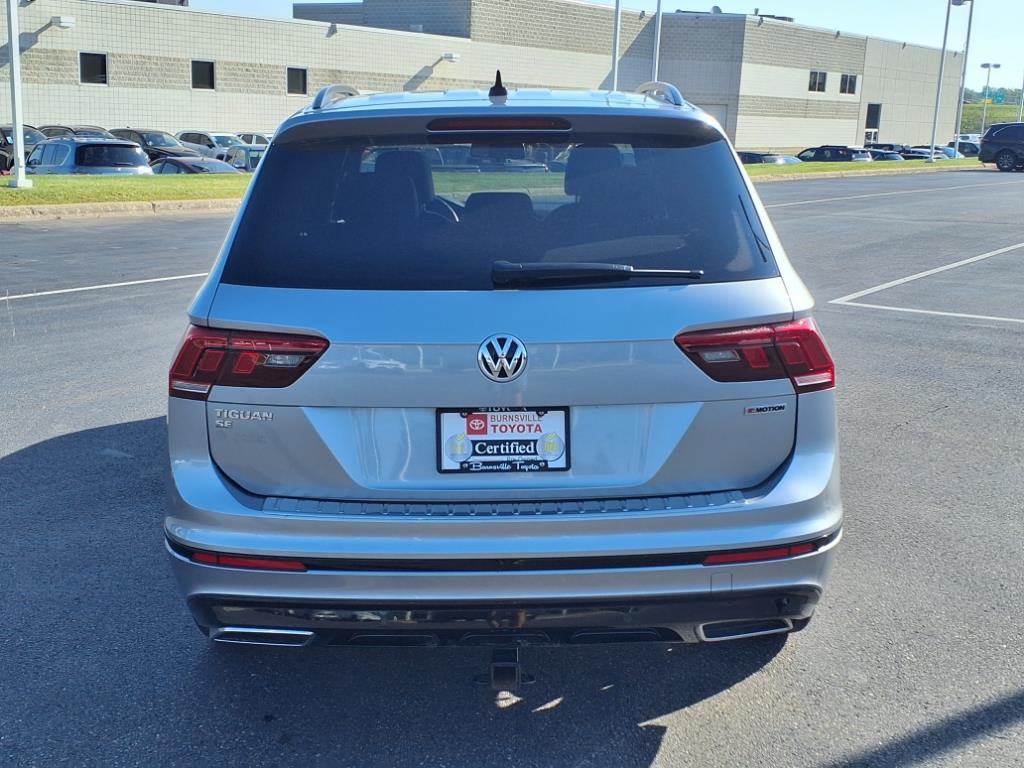 2020 Volkswagen Tiguan SE R-Line Black photo 4