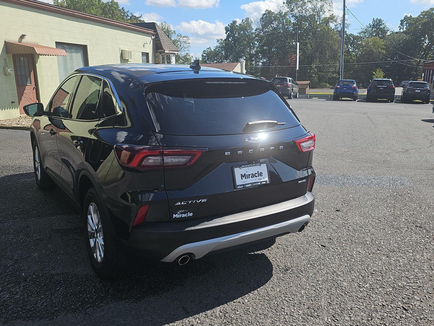 2023 Ford Escape Active photo 5