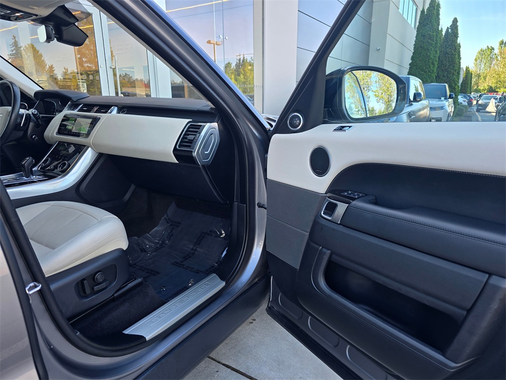 2021 Land Rover Range Rover Sport HSE Silver Edition photo 27