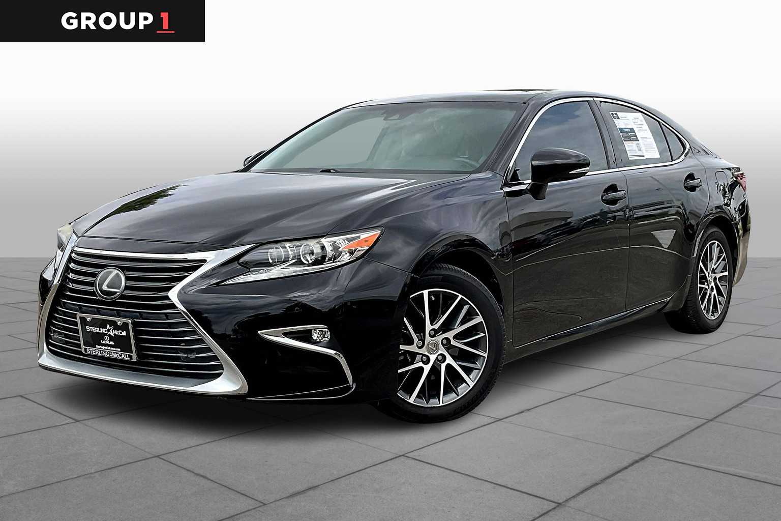 2016 Lexus ES 350's photo