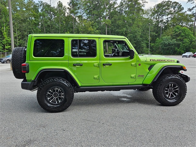 2025 Jeep Wrangler Rubicon photo 13