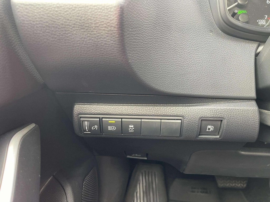 2024 Toyota Corolla Hybrid SE photo 13