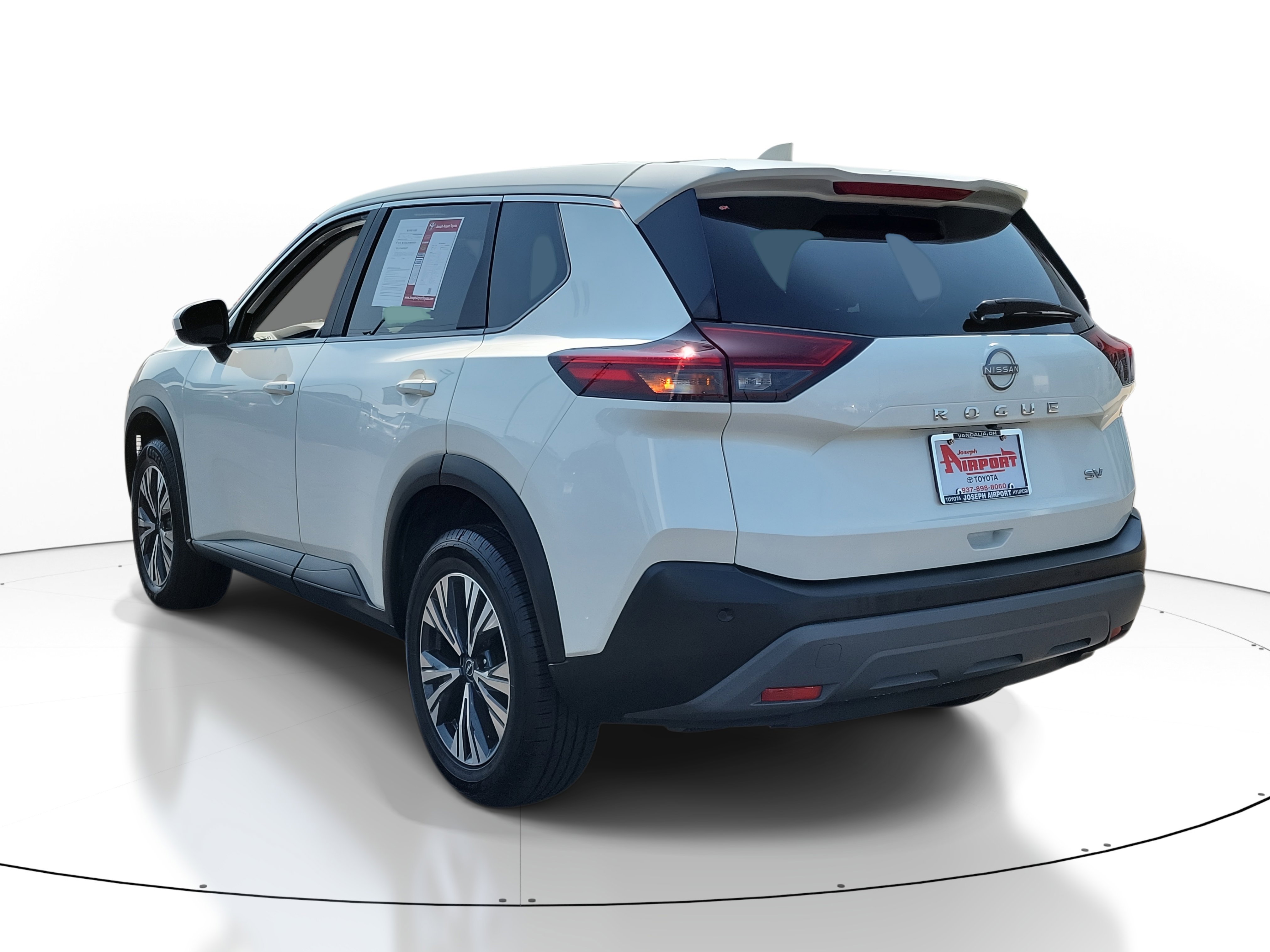 2023 Nissan Rogue SV photo 3