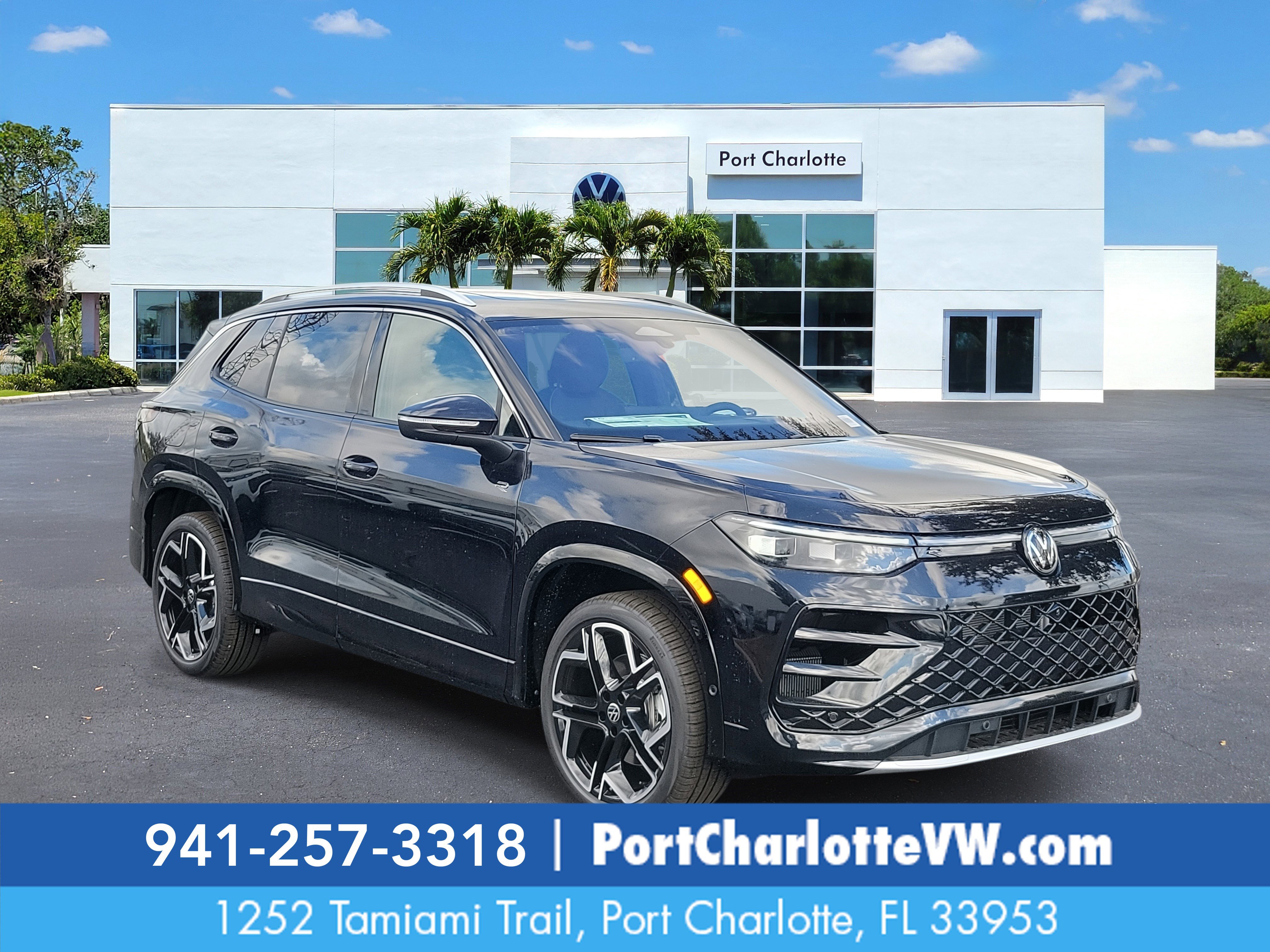 2026 Volkswagen Tiguan SEL R-LINE TURBO's photo