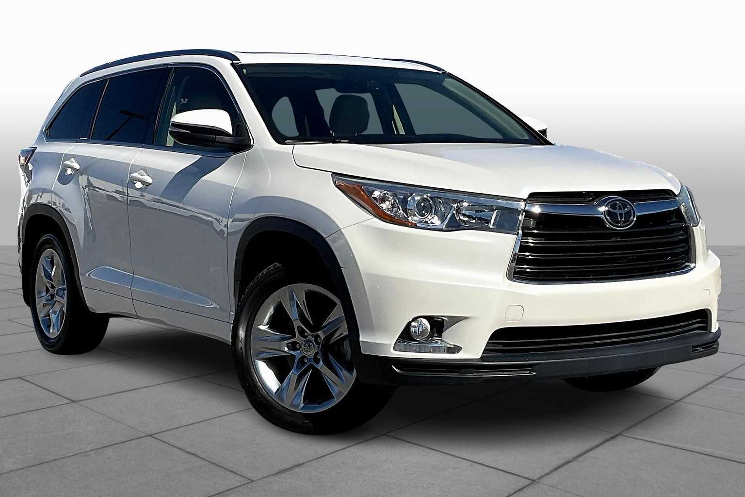 2015 Toyota Highlander Limited Platinum Sport photo 2