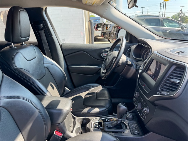 2020 Jeep Cherokee Altitude photo 20