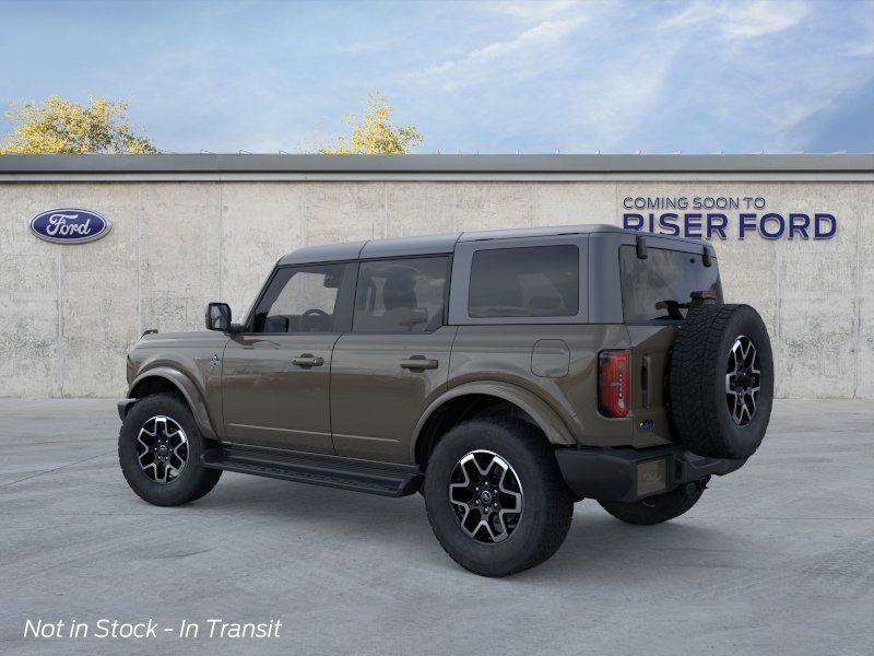 2025 Ford Bronco Outer Banks photo 4