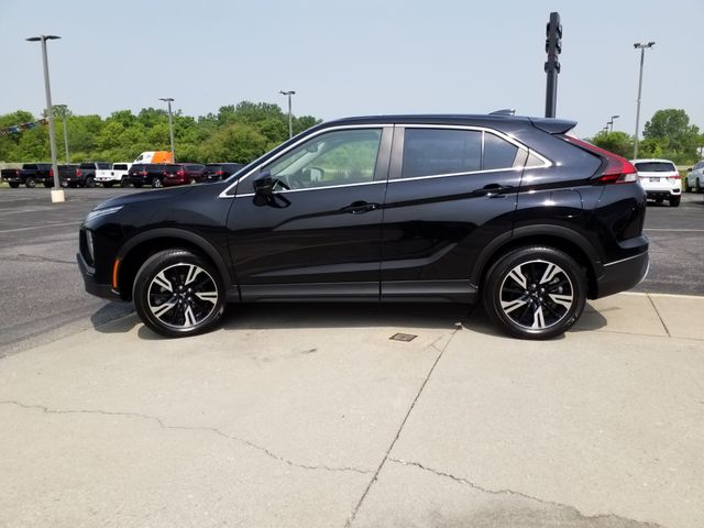 2024 Mitsubishi Eclipse Cross SE photo 4