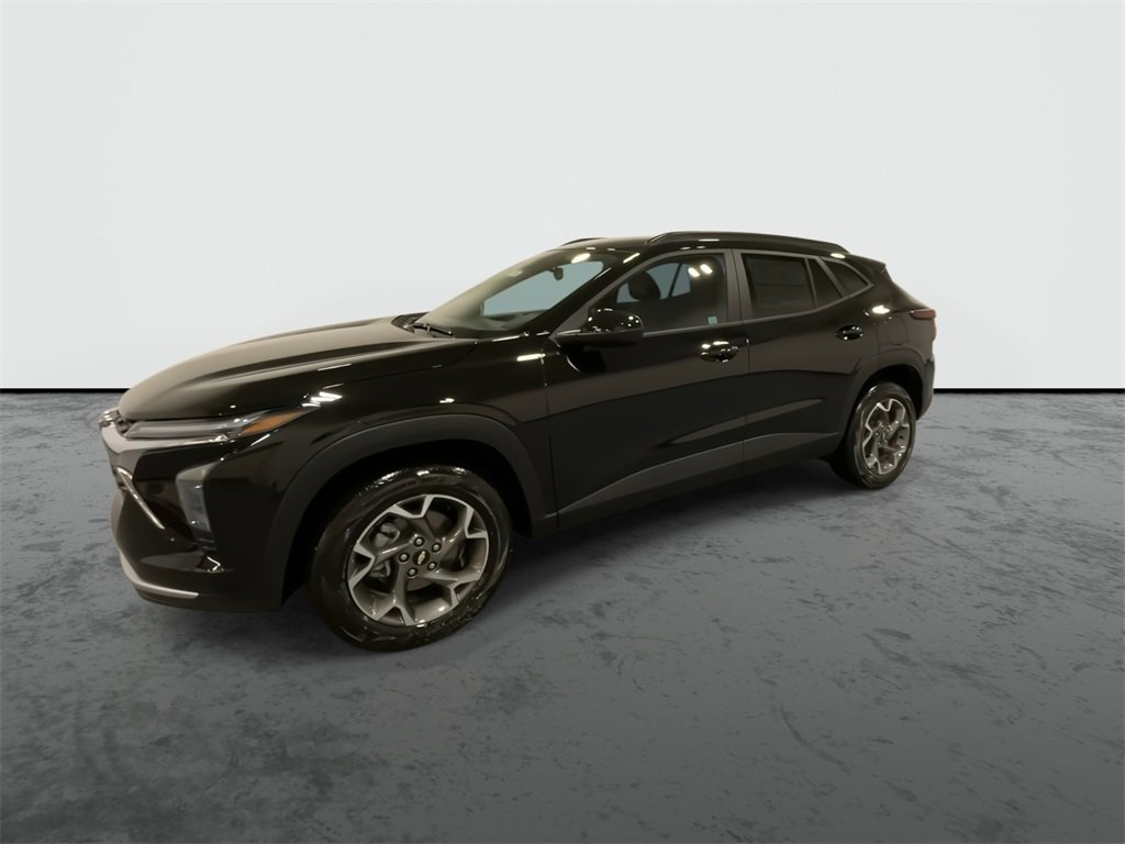 2025 Chevrolet Trax LT photo 4