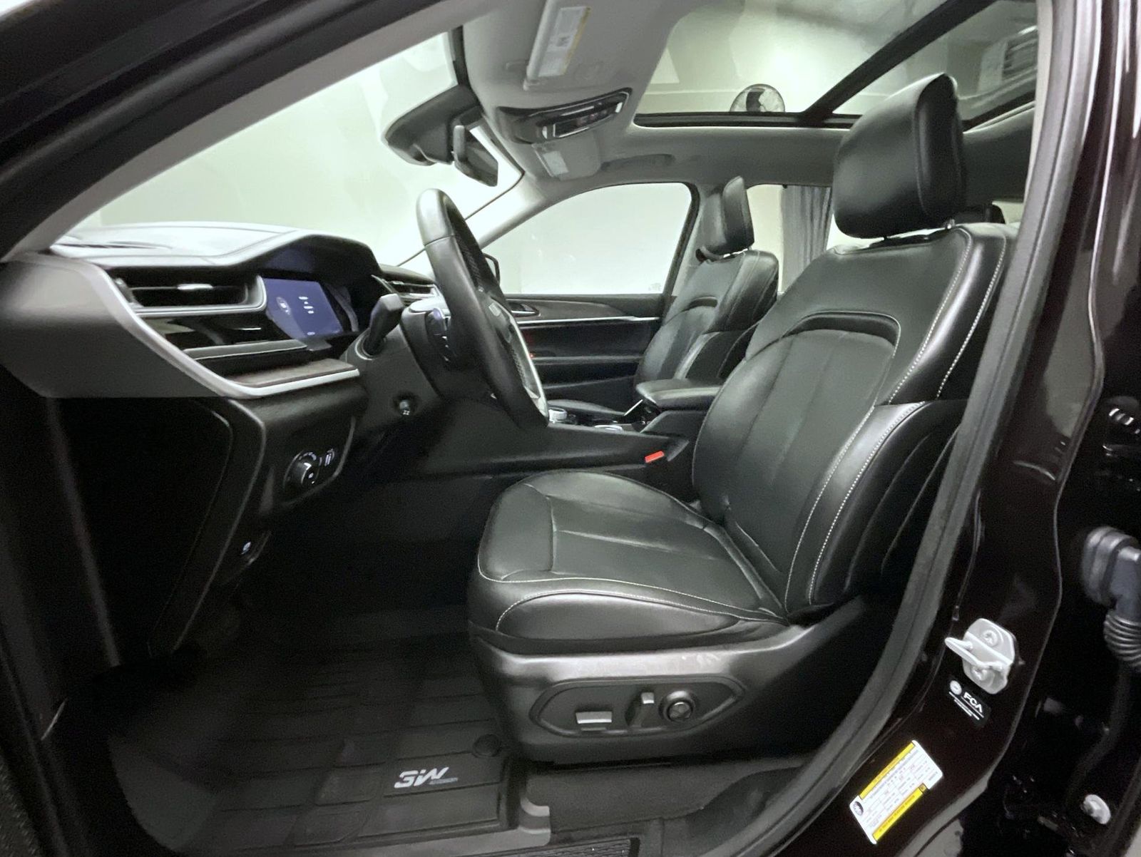 2022 Jeep Grand Cherokee Limited photo 8