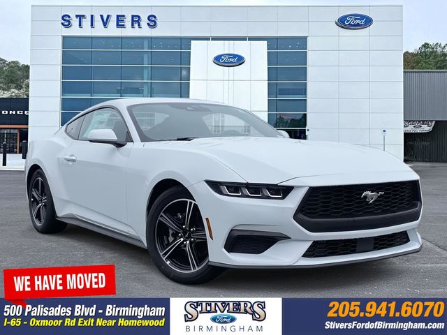 2025 Ford Mustang EcoBoost's photo