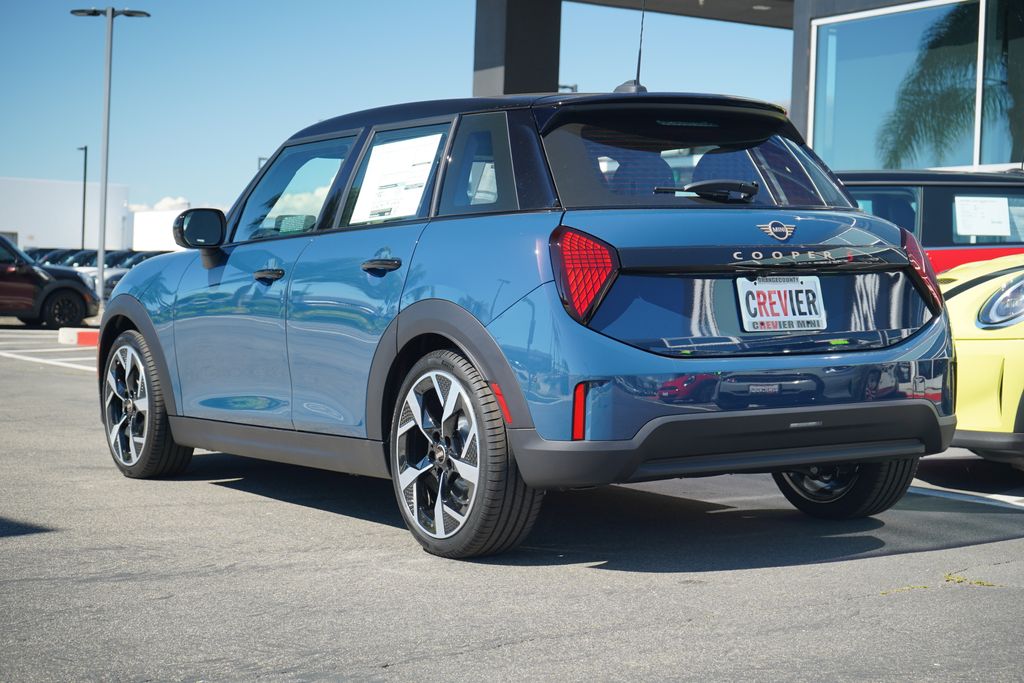 2026 Mini Cooper 4 Door Hardtop S Iconic photo 3
