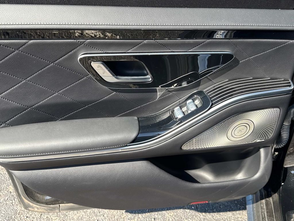 2022 Mercedes Benz S 580 4MATIC photo 10