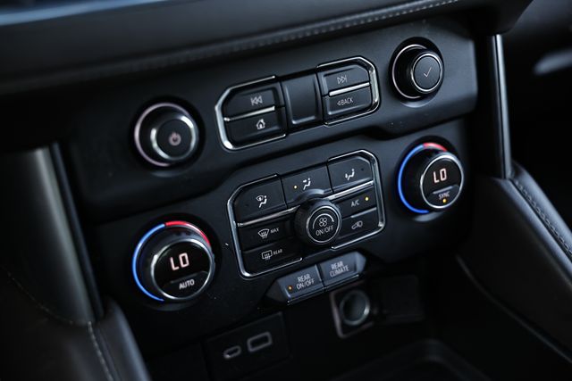 2021 Chevrolet Tahoe LS photo 37