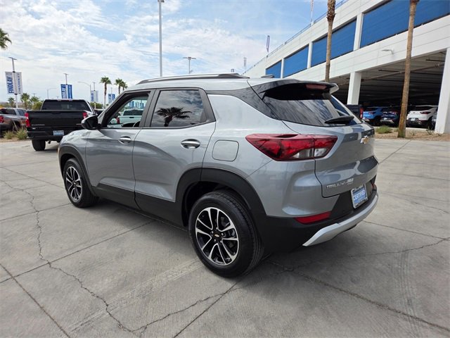 2024 Chevrolet Trailblazer LT photo 4