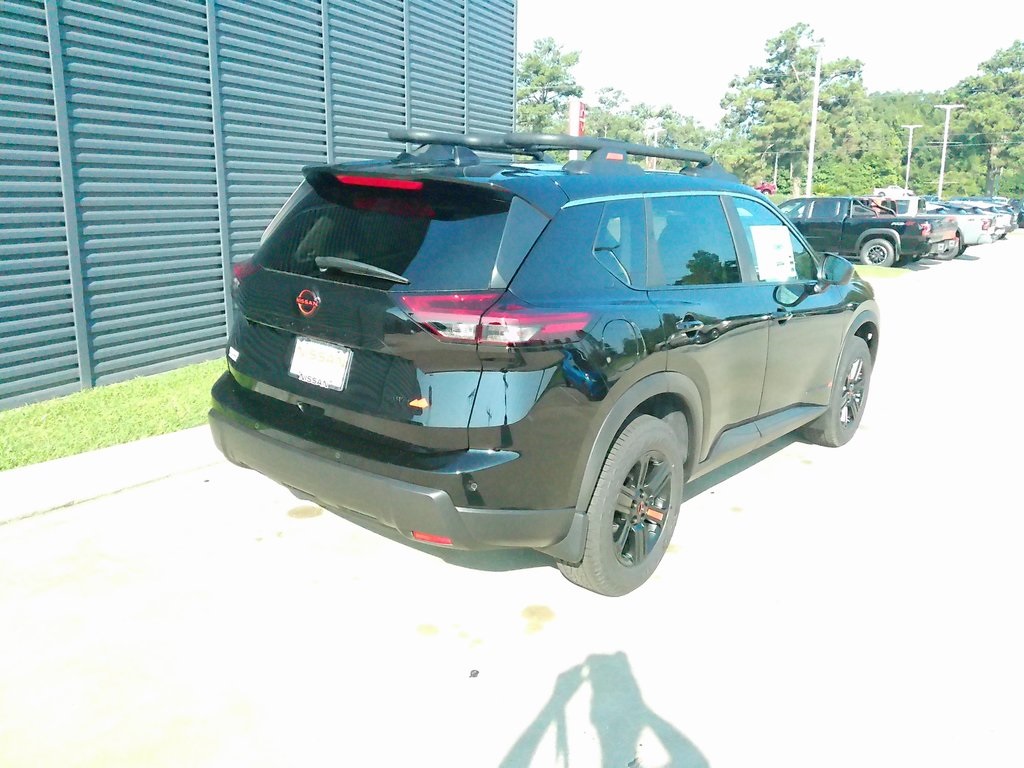 2026 Nissan Rogue SV photo 3