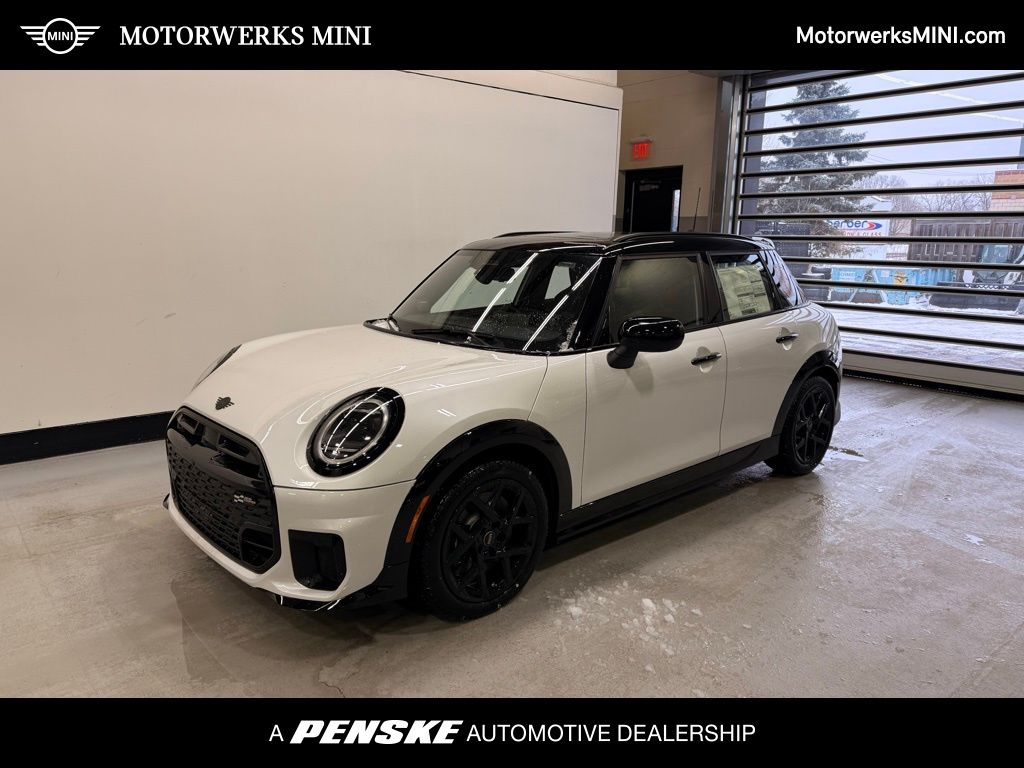2026 MINI Hardtop 4 Door S's photo