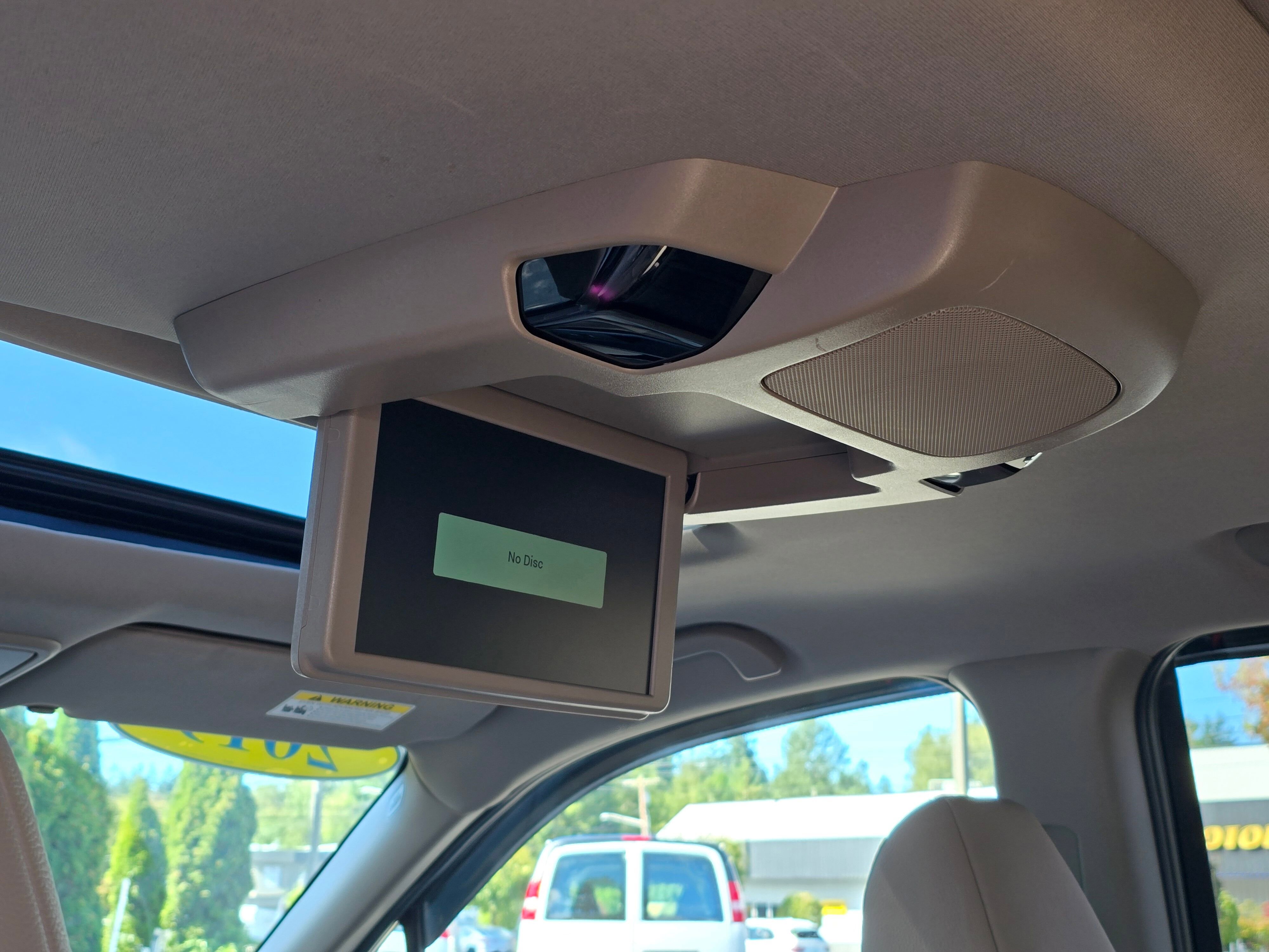2019 Honda Pilot Elite photo 2