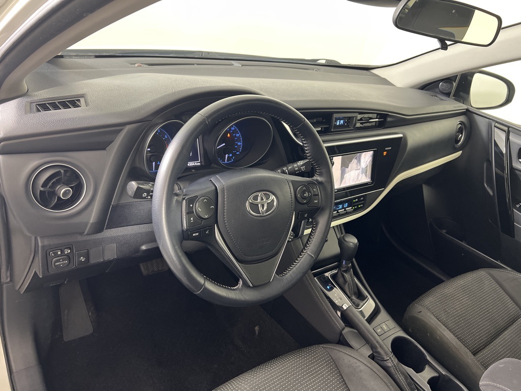 2018 Toyota Corolla iM Base photo 13