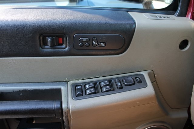 2004 Hummer H2 Base photo 23