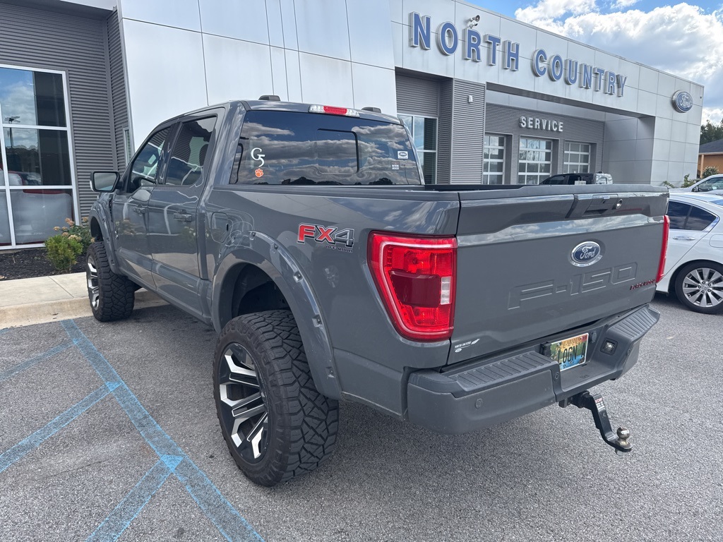 2021 Ford F-150 XLT photo 2