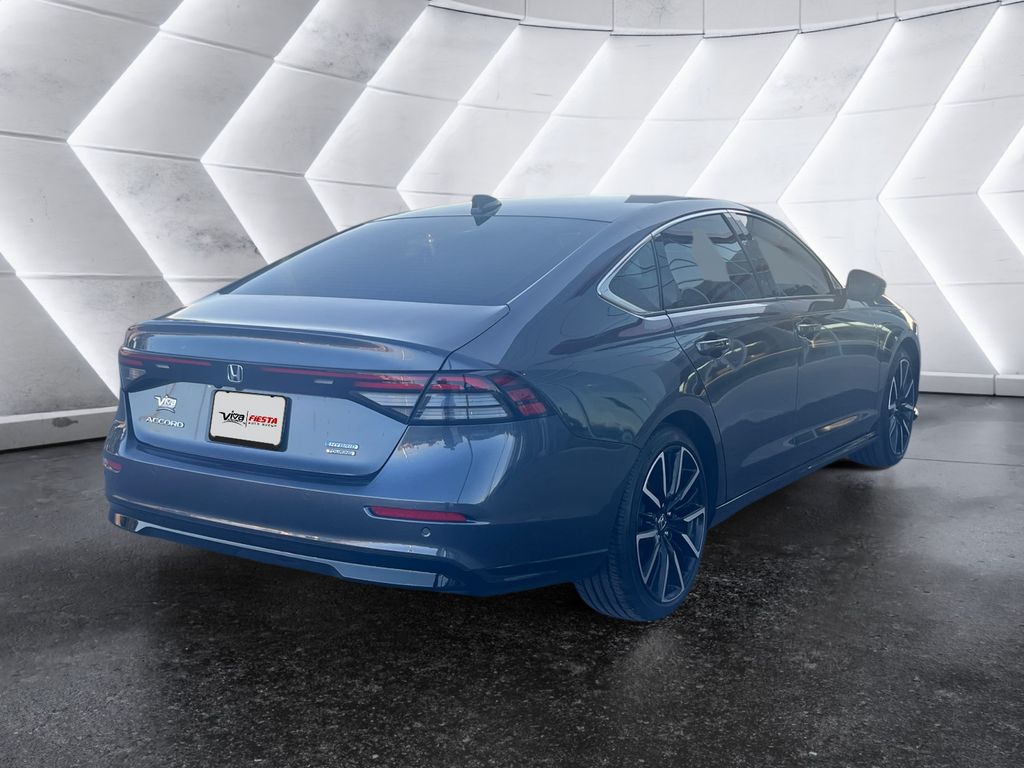 2024 Honda Accord Hybrid Touring photo 4