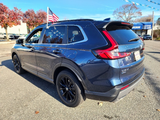 2023 Honda CR-V Hybrid Sport photo 3