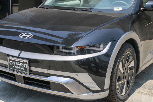 New 2025 Abyss Black Hyundai Limited image 34