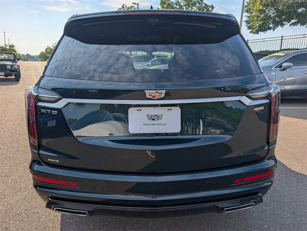 2025 Cadillac XT6 Sport photo 3