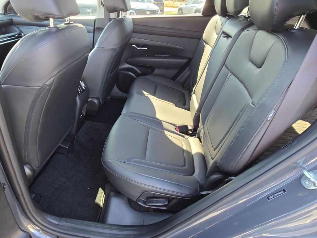 2025 Hyundai Tucson SEL Convenience photo 16