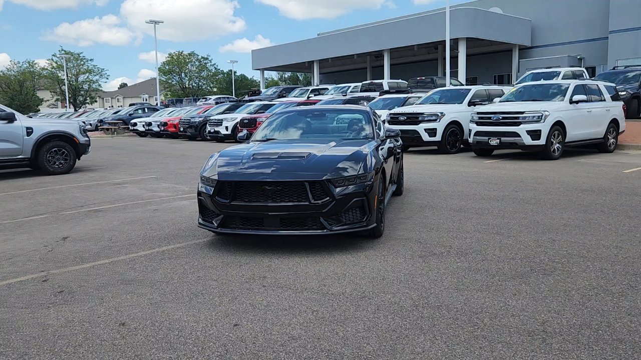2025 Ford Mustang GT Premium photo 5