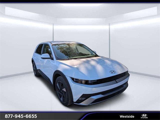 2026 Hyundai IONIQ 5 SEL's photo