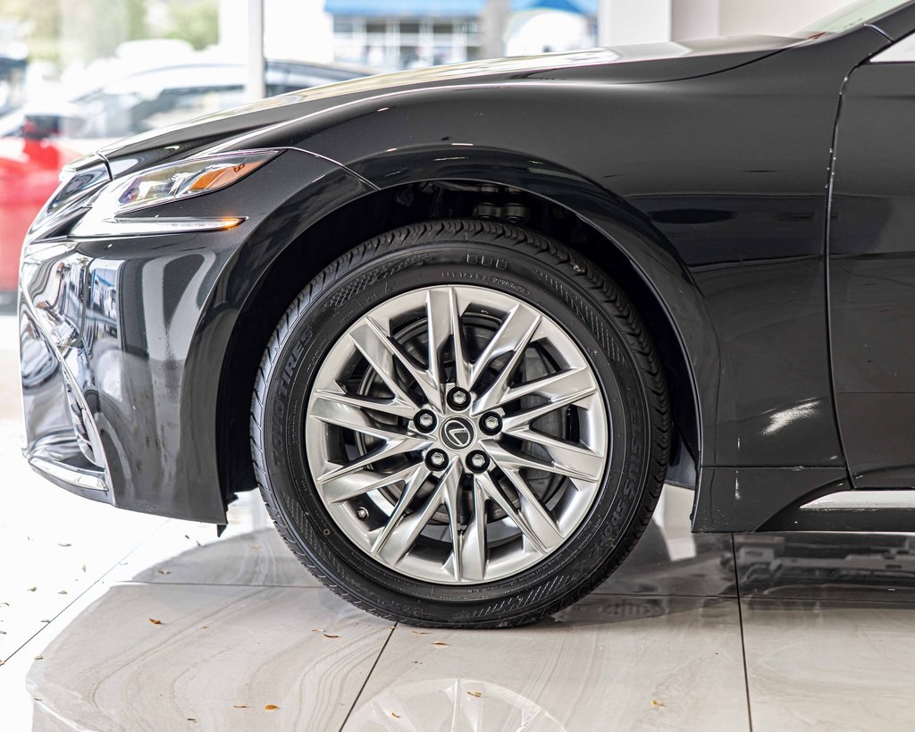 2018 LEXUS LS - Image 8