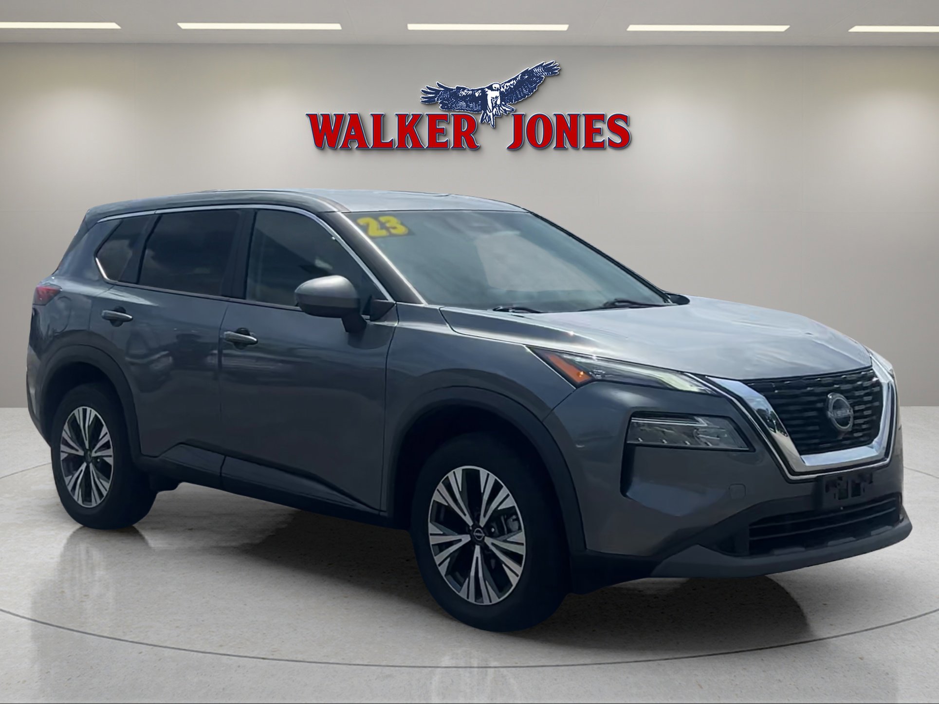 2023 Nissan Rogue SV's photo