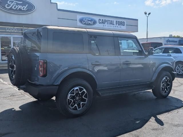 2025 Ford Bronco Outer Banks photo 33
