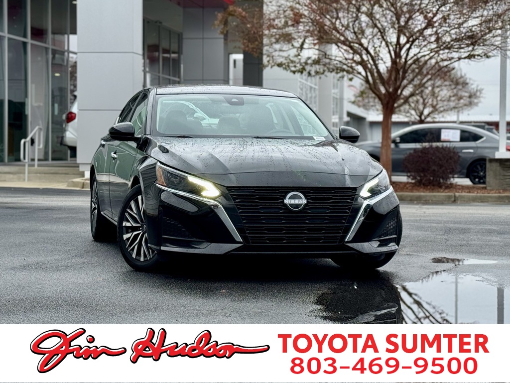 2023 Nissan Altima SV