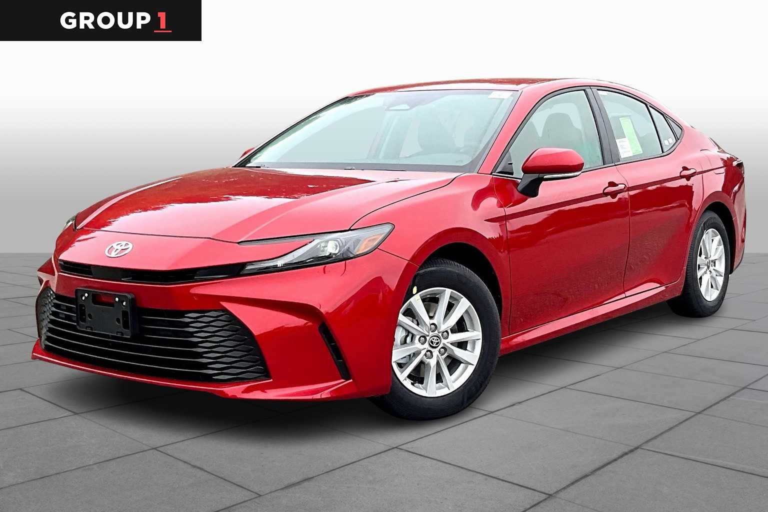 2025 Toyota Camry XSE photo 4