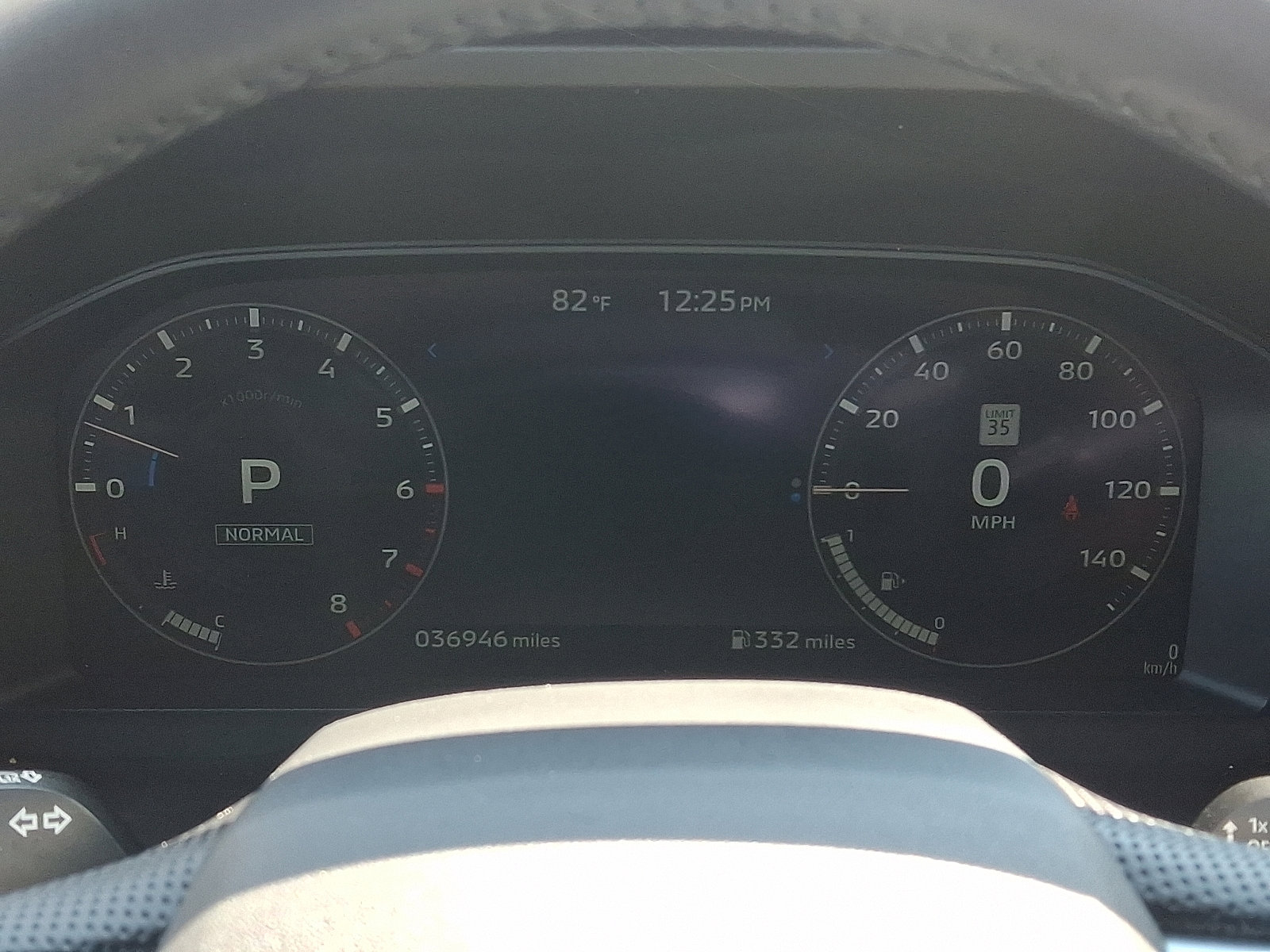 2023 Mitsubishi Outlander SEL photo 18