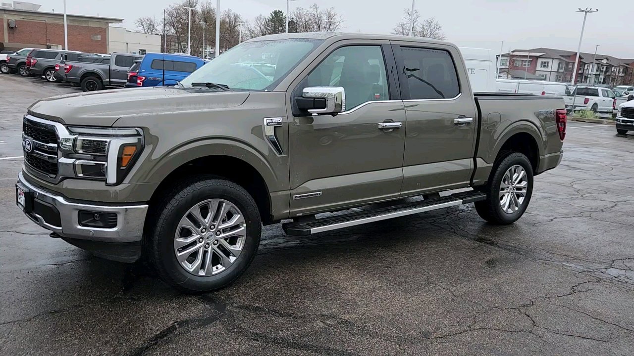 2025 Ford F-150 Lariat photo 3