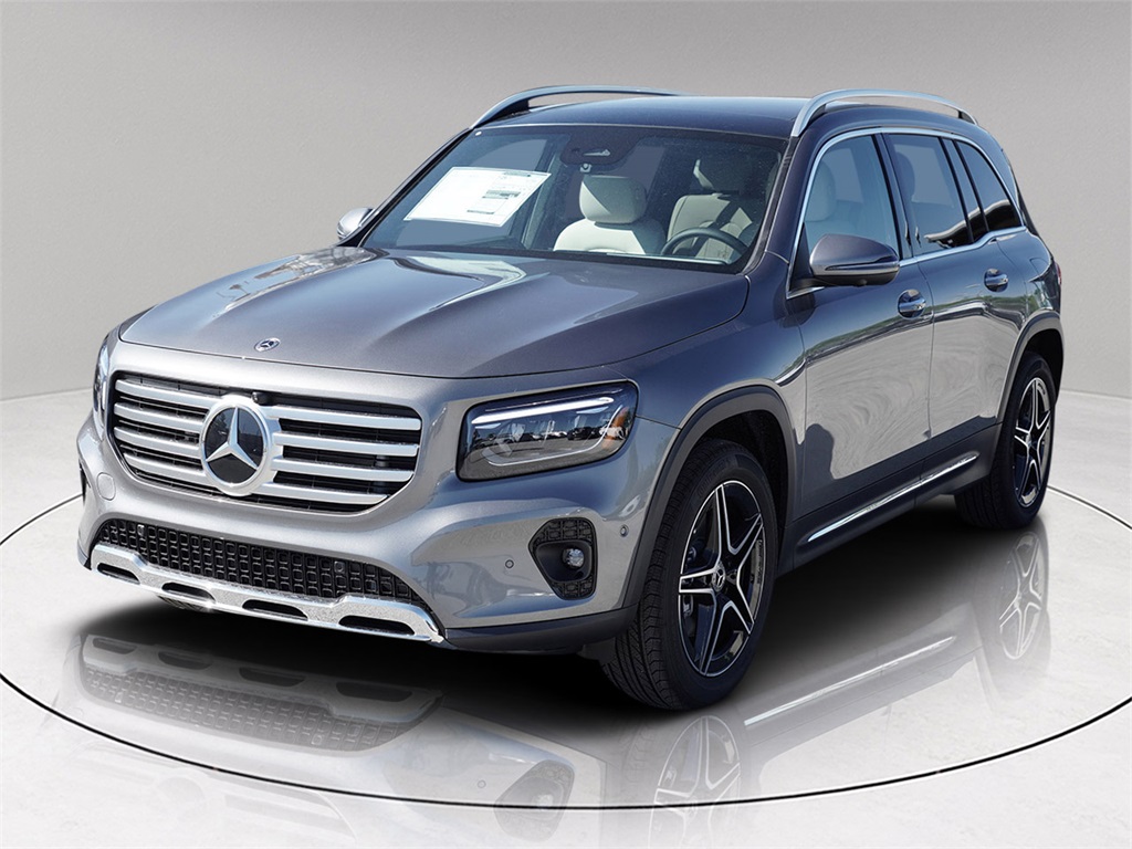 2026 Mercedes Benz GLB 250 photo 3