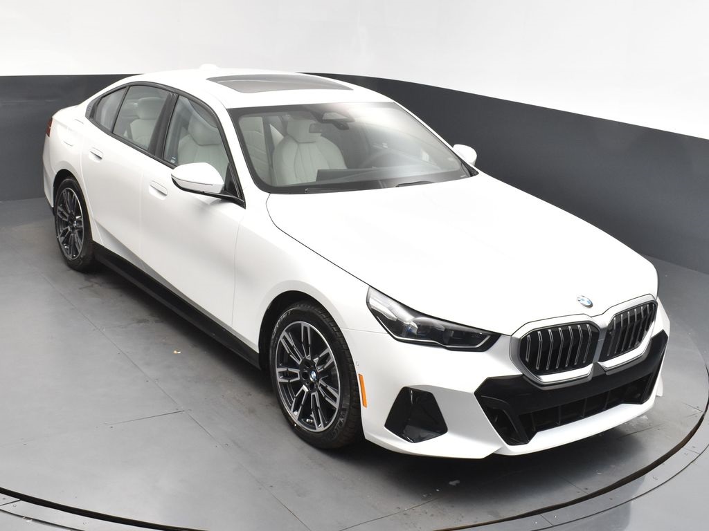 New 2025 White Metallic BMW 530i image 1
