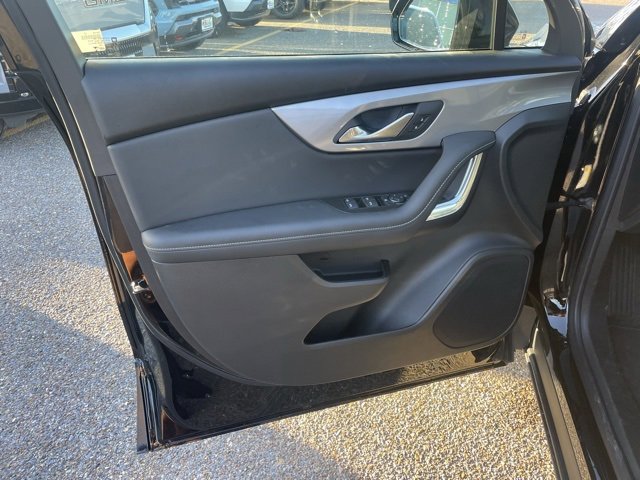2025 Chevrolet Blazer 2LT photo 18