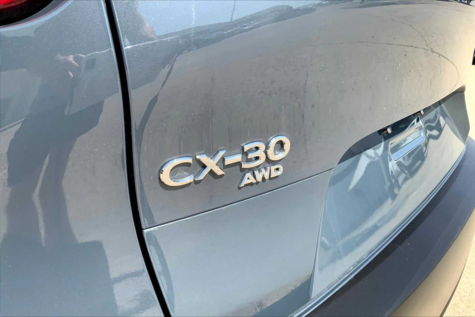2024 Mazda CX-30 2.5 S Carbon photo 30