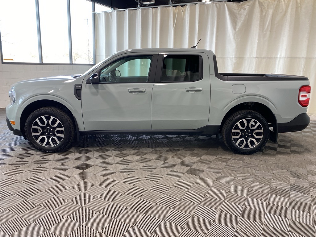 2024 Ford Maverick Lariat photo 3