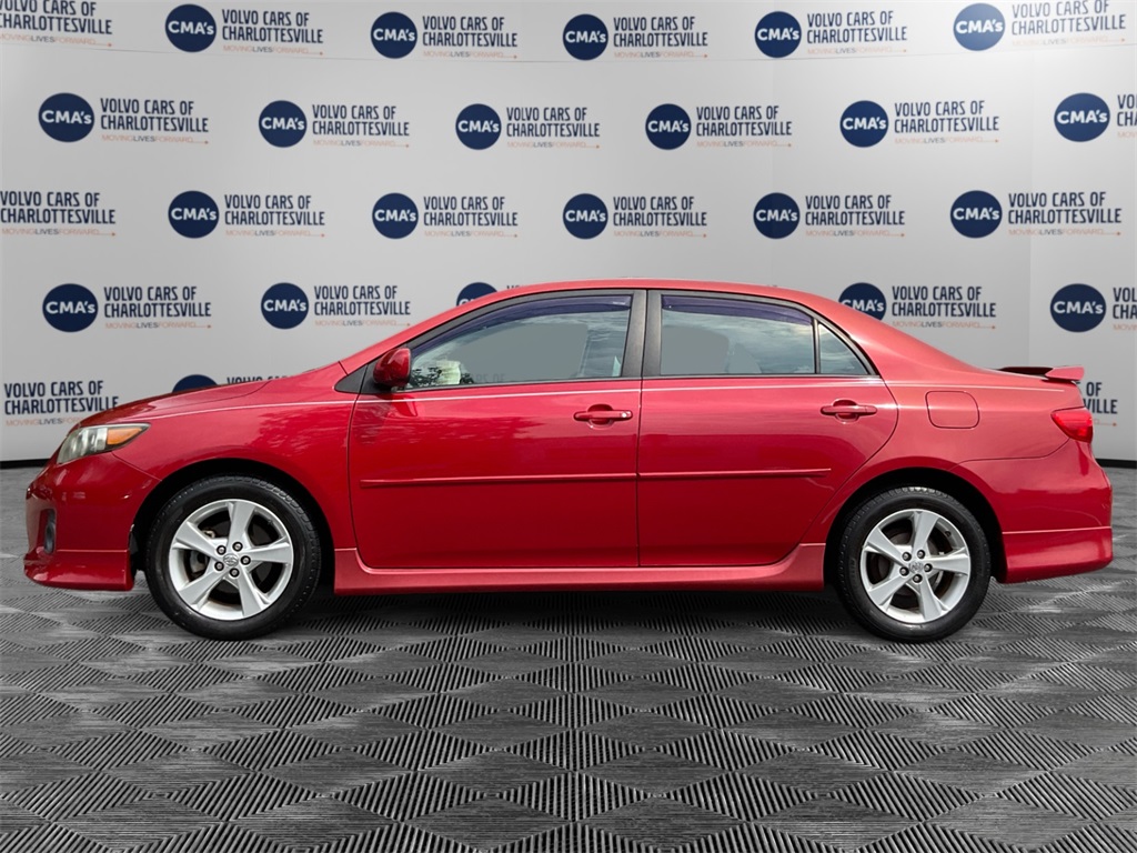 2012 Toyota Corolla S photo 2