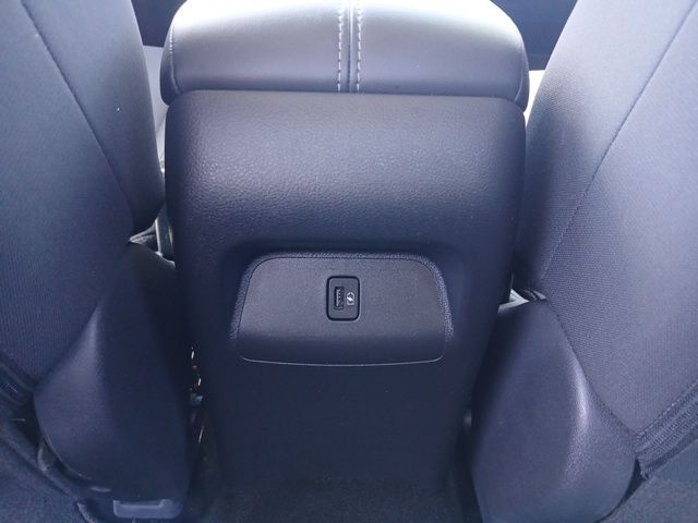 2022 Nissan Sentra SV photo 12