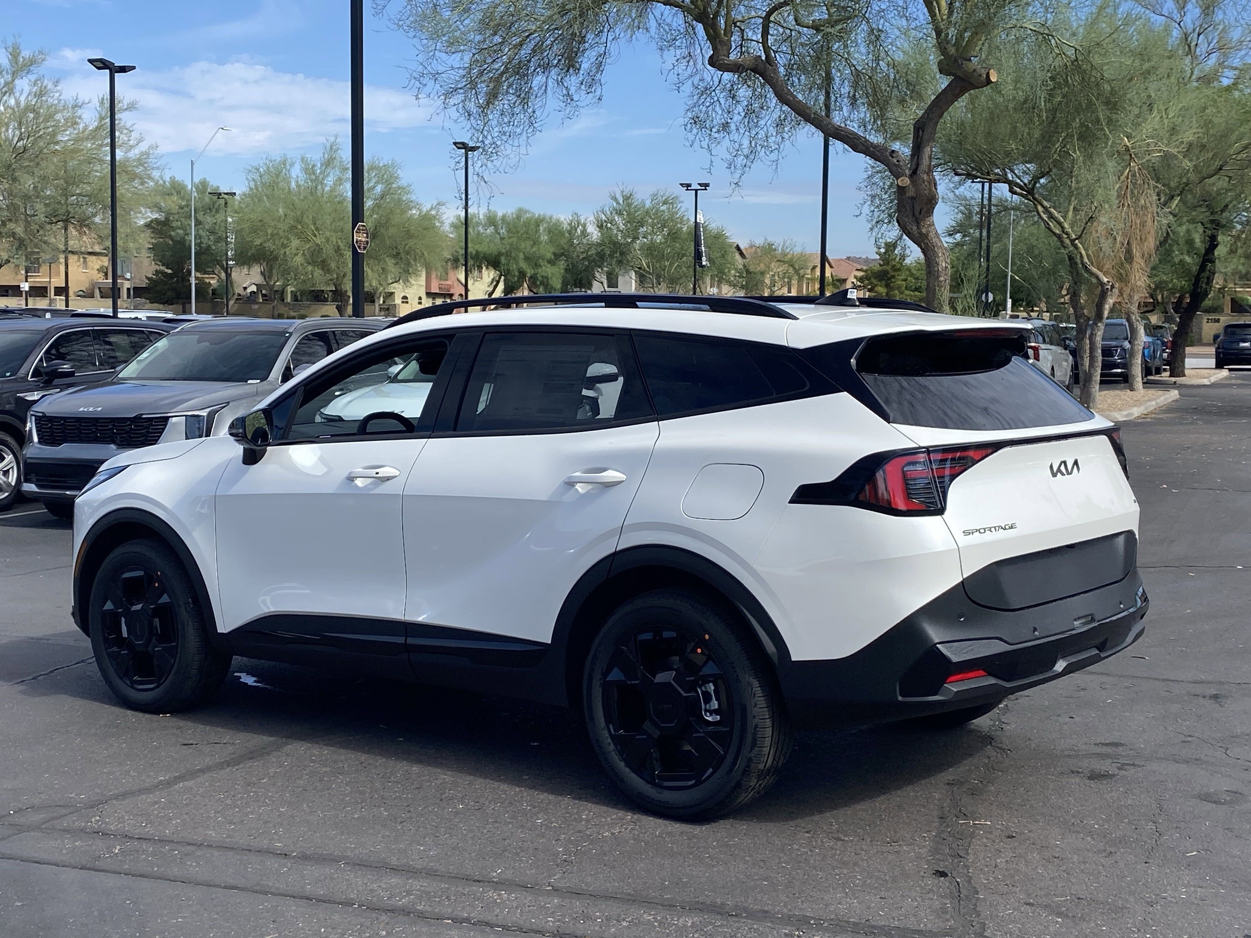 2026 Kia Sportage Hybrid X-Line photo 2